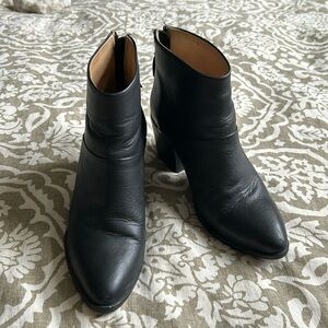 Nisolo black boots